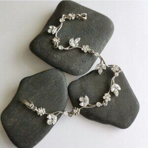 NWT crystal flower vine bracelet silver